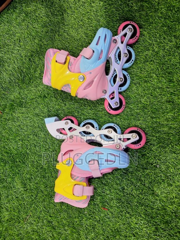 Kid's Skate Shoe- Size 31-34 - thumbnail 2