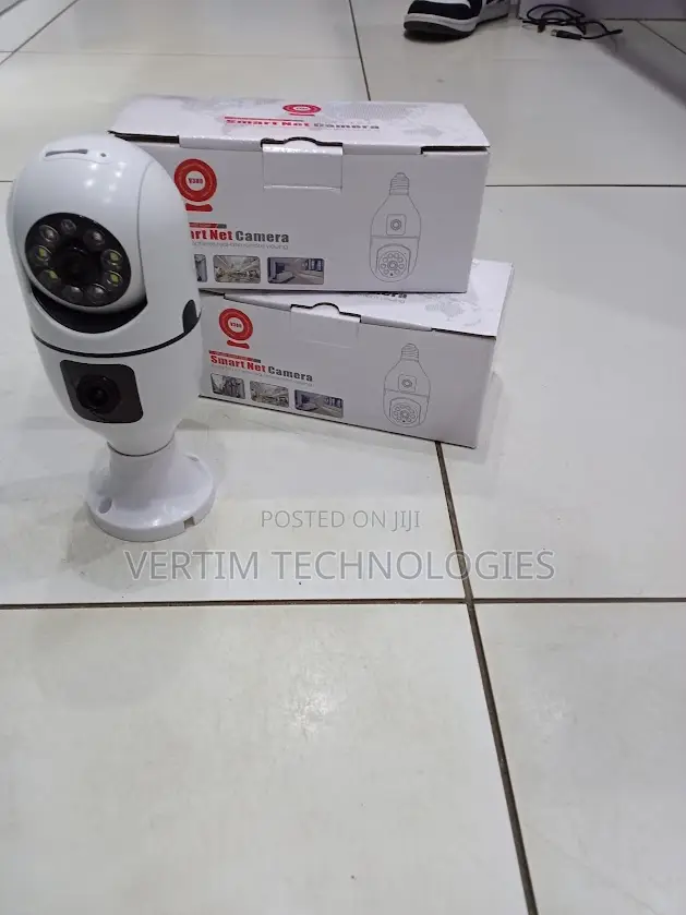 Indoor Security Smart Dual Lens PTZ Panoramic 1080p Wifi Bulb Camera