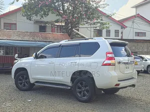Toyota Land Cruiser Prado 2015 White