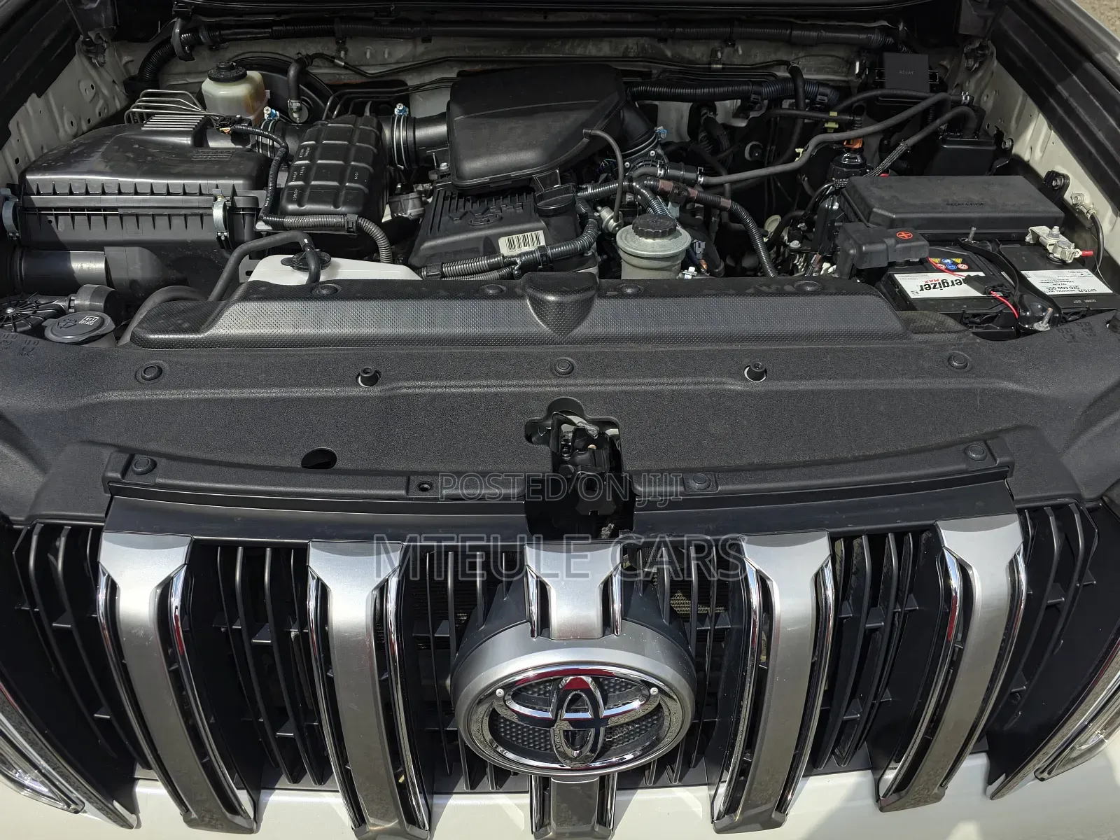 Toyota Land Cruiser Prado 2015 White