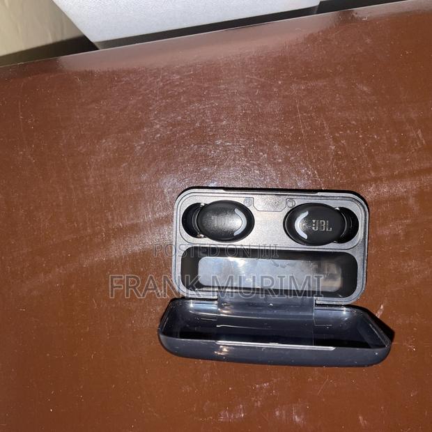 JBL Earpods - thumbnail 5