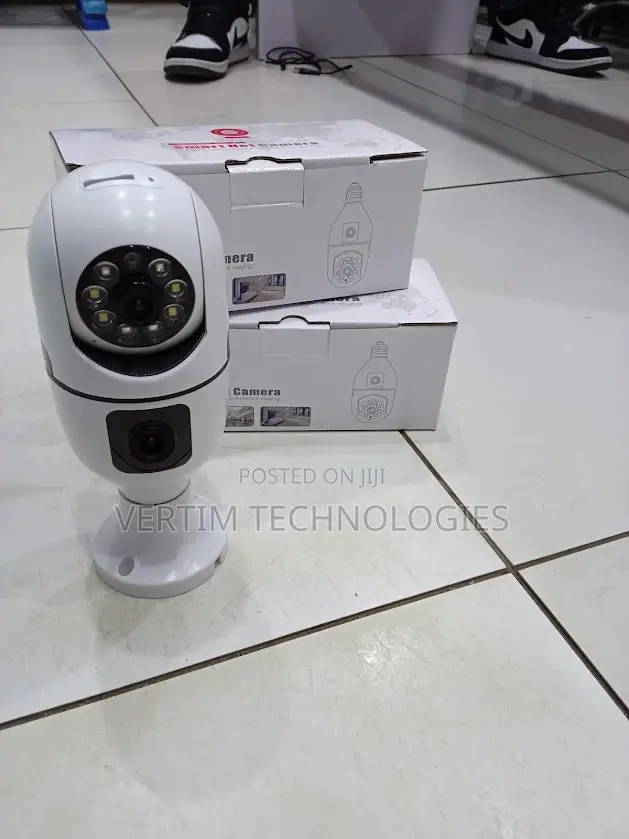 2mp Dual Lens Indoor PTZ Wifi Bulb Camera With Ai Human Detection