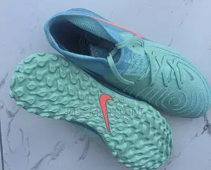 Nike Phantom Luna Ii Academy Turf High-Top Football Shoes