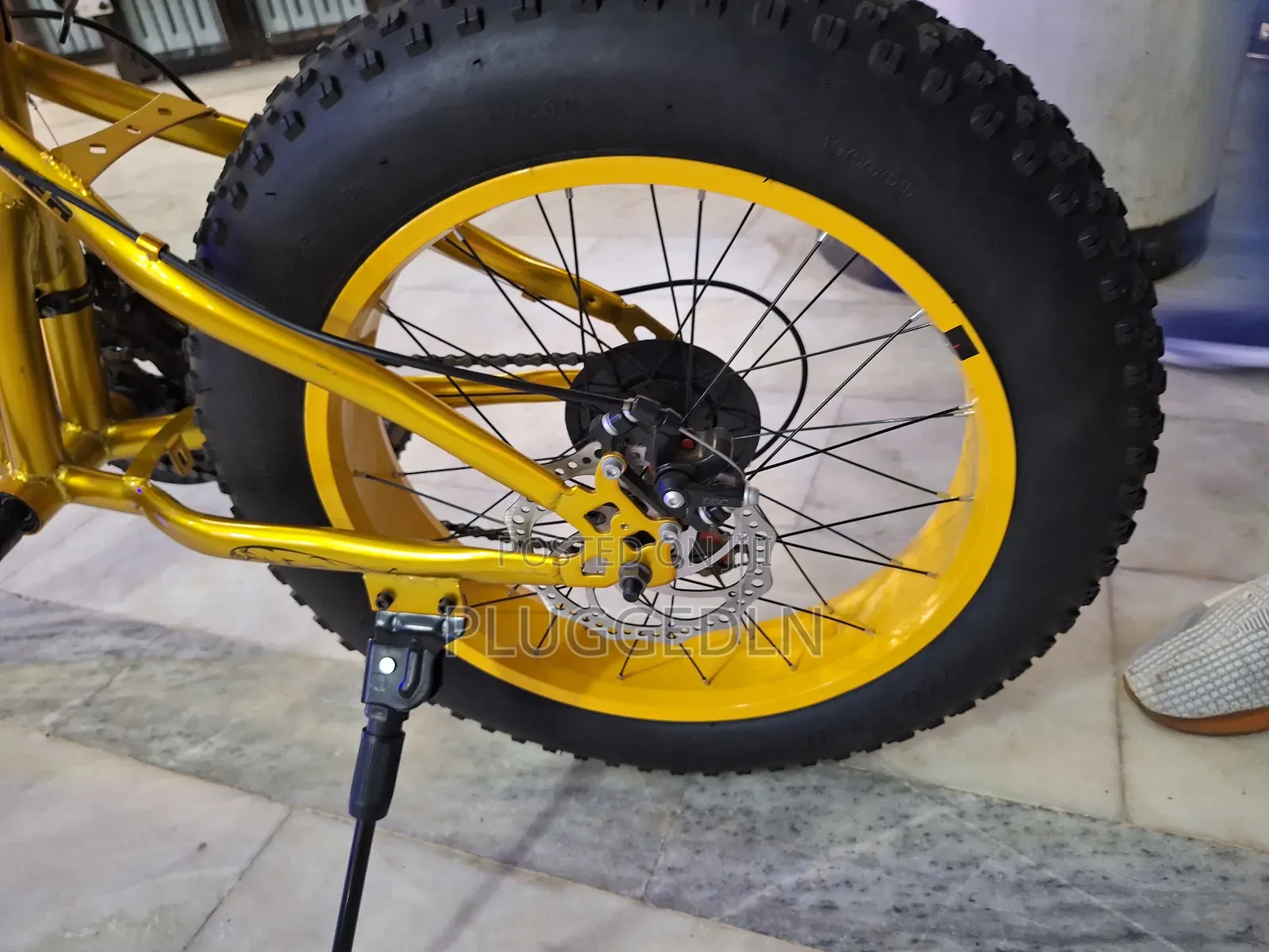 Beinaidi Fat Tire Mountain Bike- Size 20*