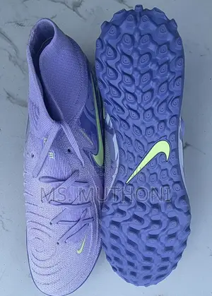 Nike Phantom Gx 2 Elite Tf United Pack Trainers