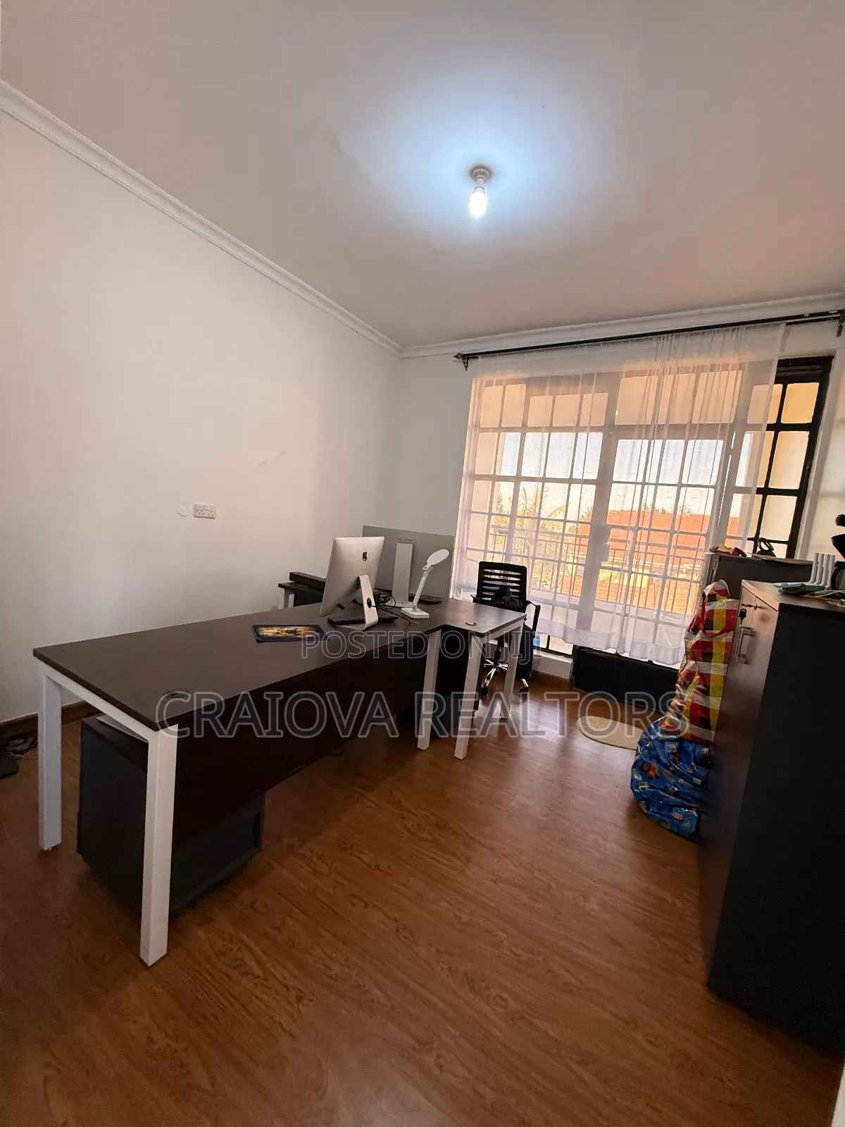 5bdrm Townhouse/Terrace in Kibiku for sale
