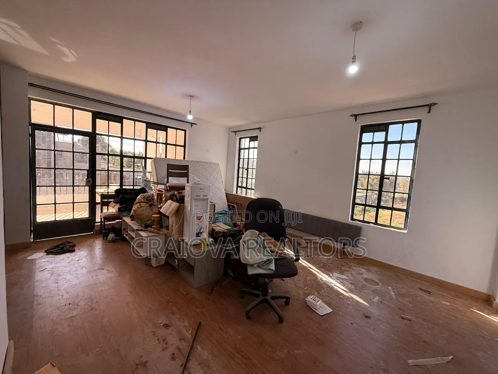 5bdrm Townhouse/Terrace in Kibiku for sale