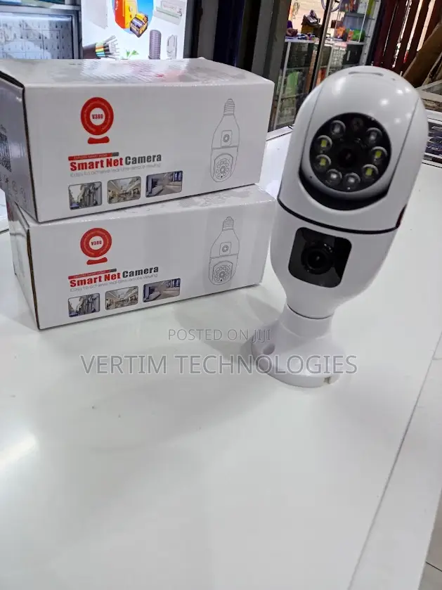 Dual Lens PTZ 1080p Bulb Camera Easy Installation Best Performance