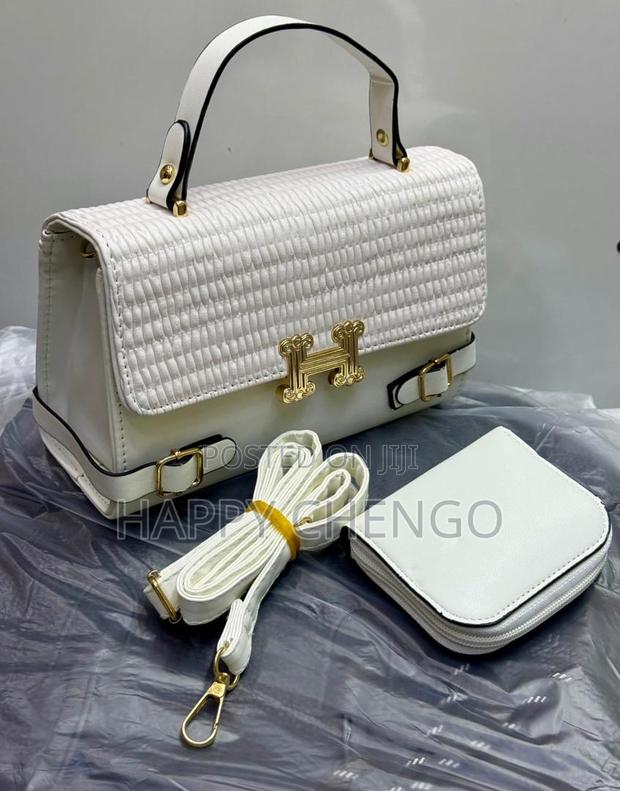 Classic Women Handbags - thumbnail 3