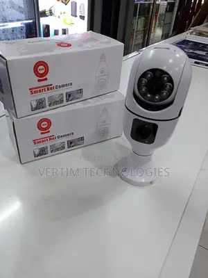 Dual Lens PTZ Wifi Bulb Security Camera Easy Setup Maintenance-Free