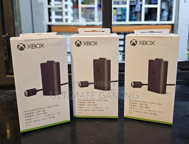 Xbox Series X Charge Kit - main view