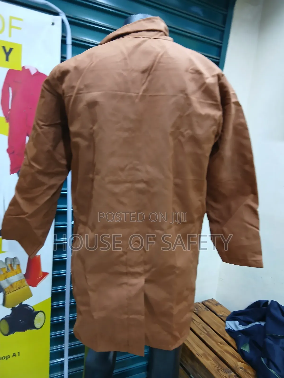 Overcoat With Front Closure