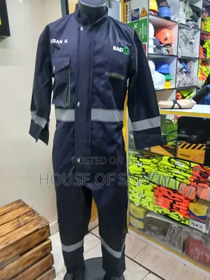 Sturdy and Durable Cotton Twill Dark Blue Overalls