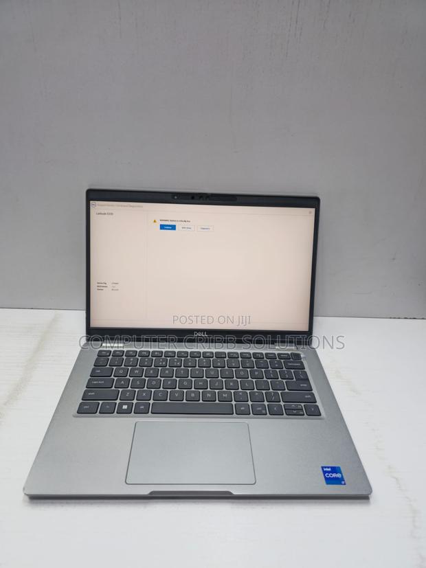 Laptop Dell Latitude 5330 32GB Intel Core i7 SSD 512GB