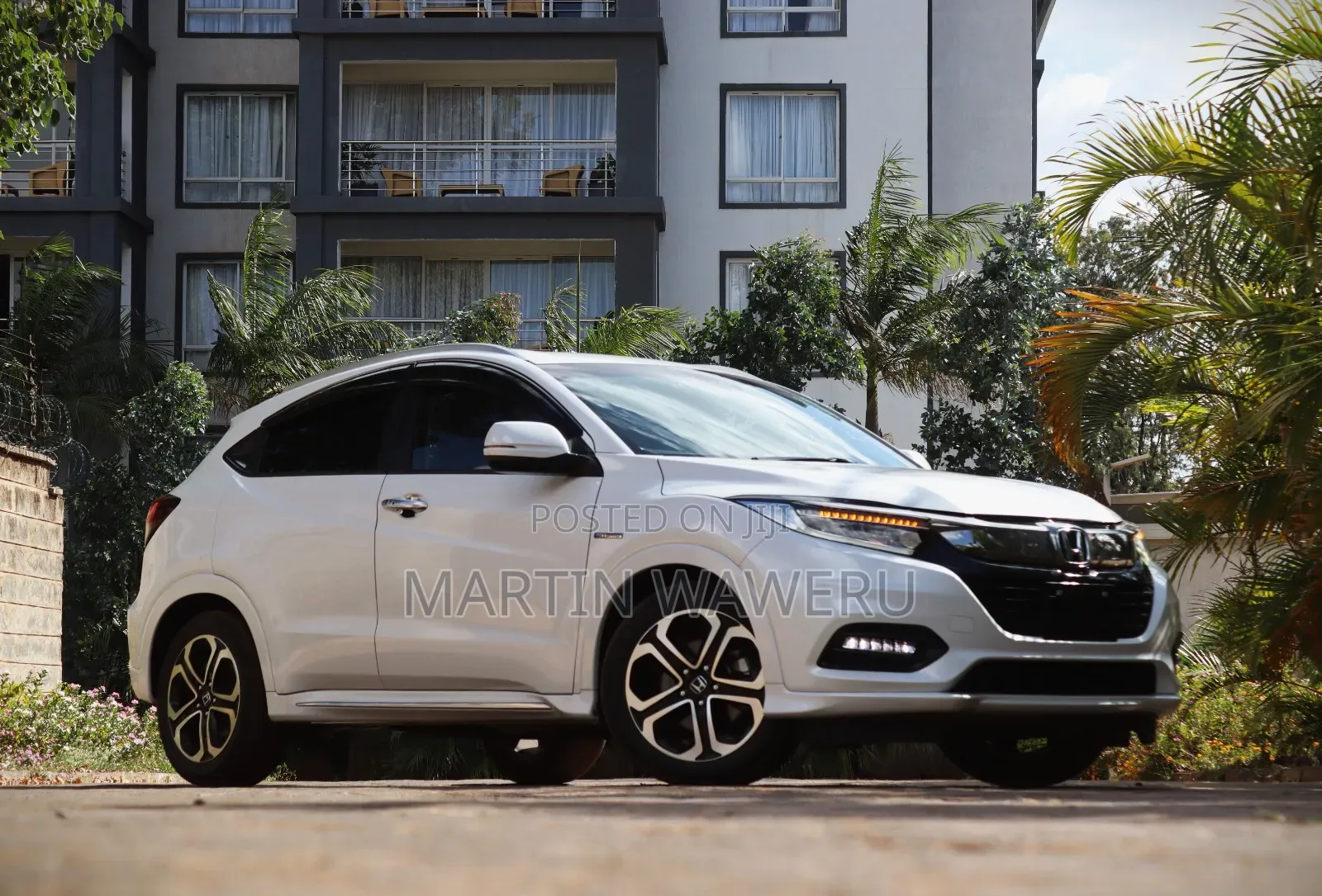 Honda Vezel 1.5 Hybrid 2WD 2018 Pearl