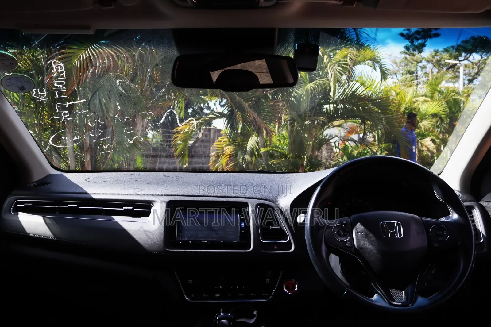 Honda Vezel 1.5 Hybrid 2WD 2018 Pearl