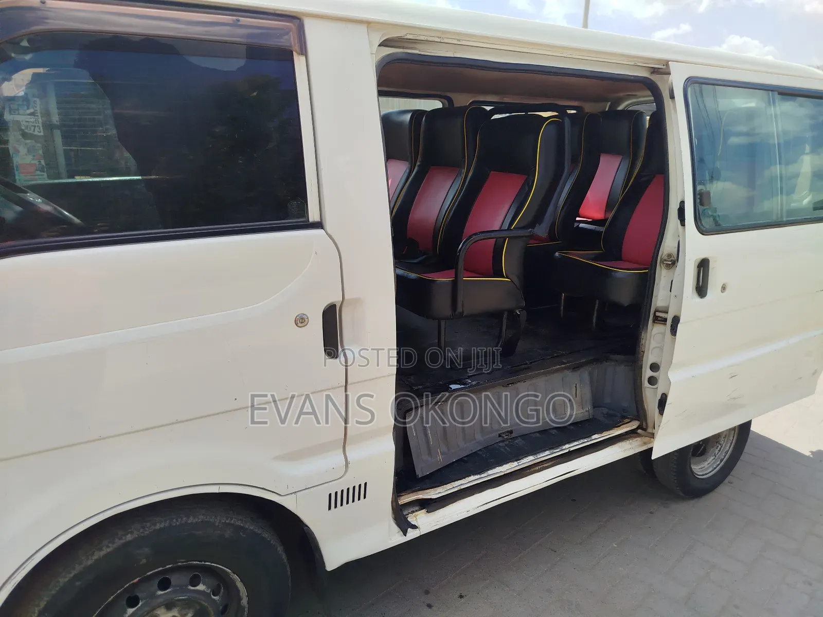 Nissan Vanette 2009 White