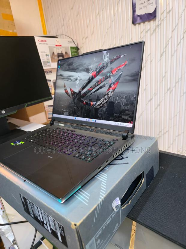 Laptop Asus ROG Strix G17 32GB Intel Core i9 SSD 1T - thumbnail 3