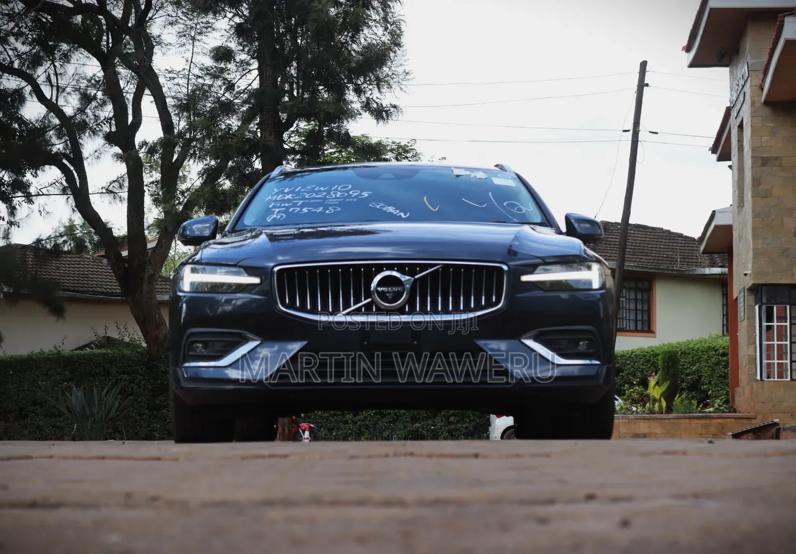 Volvo V60 T5 R-Design FWD 2019 Blue