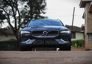 Volvo V60 T5 R-Design FWD 2019 Blue