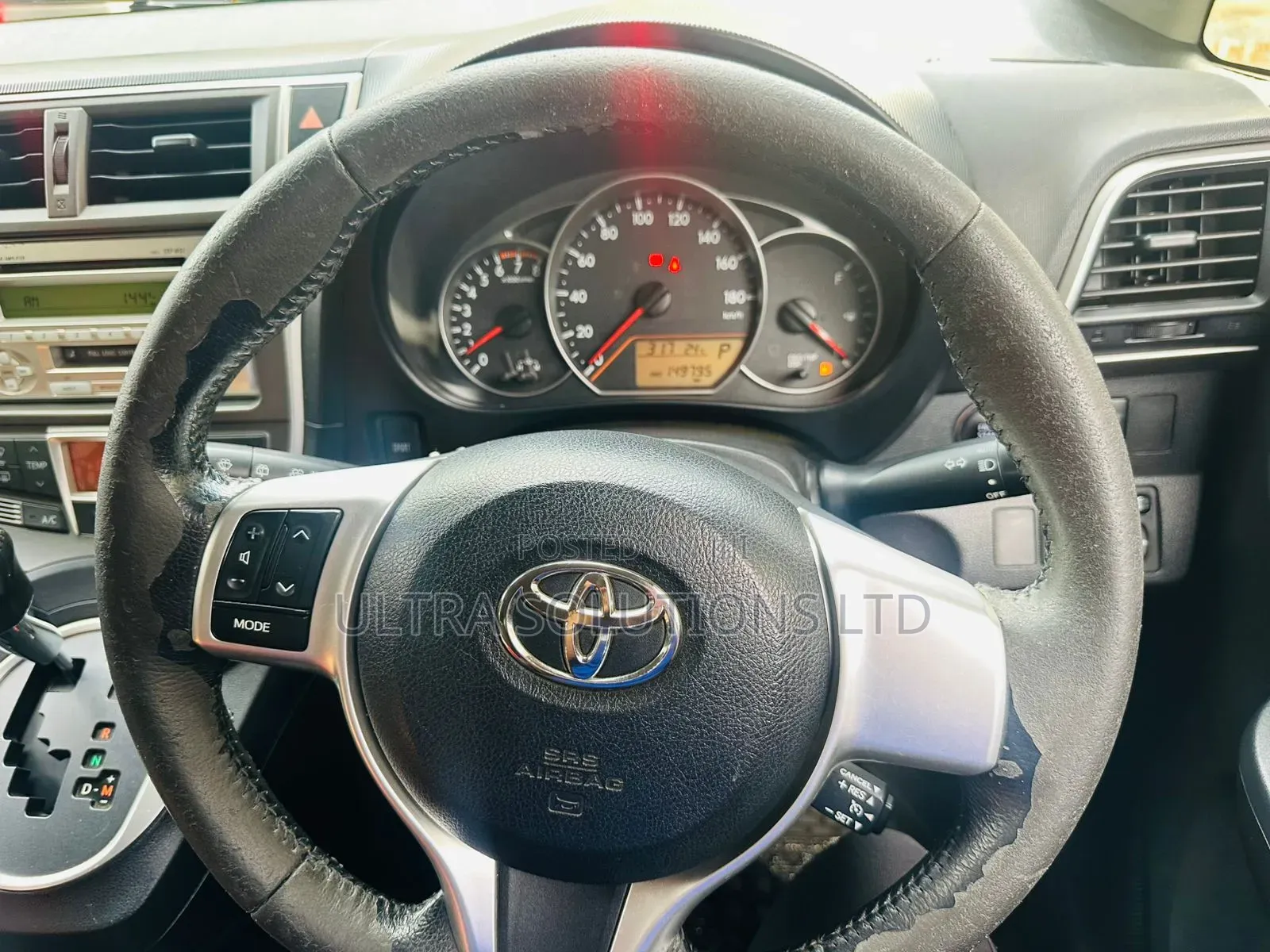 Toyota Ractis 2015 Black