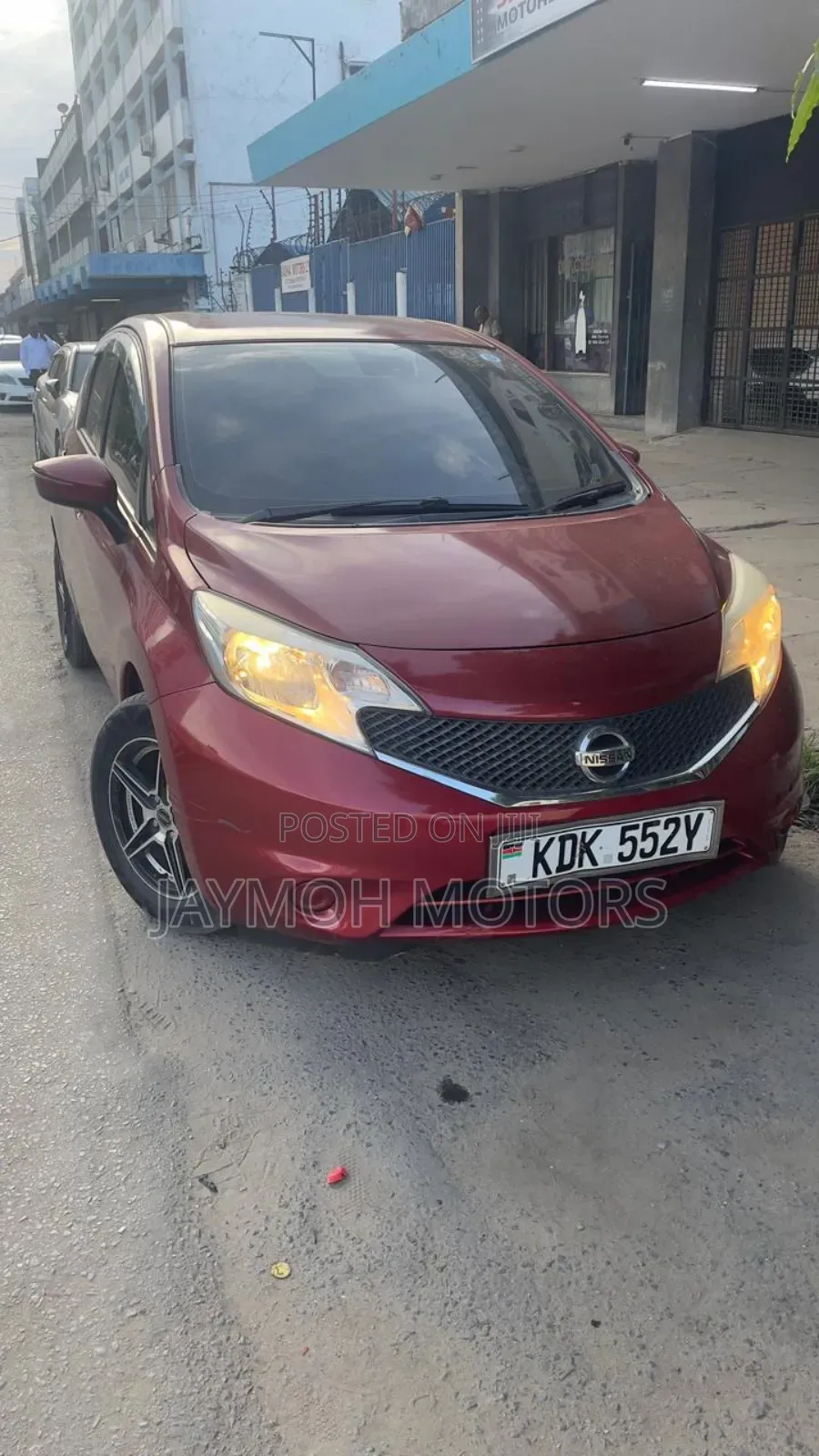 Nissan Note 2016 Maroon