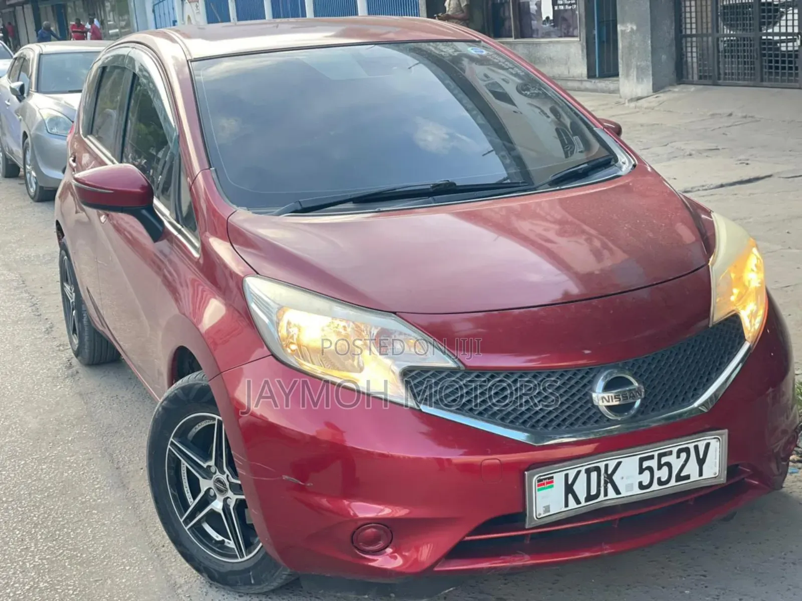 Nissan Note 2016 Maroon