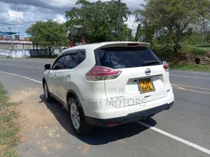 Nissan X-Trail 2017 White