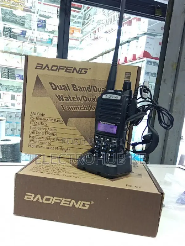 Portable New Handheld Baofeng Uv82 Walkie Talkies