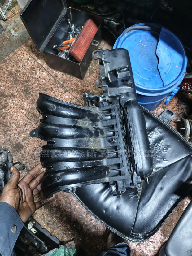 Inlet Manifold For Nissan March Cr12 - main view