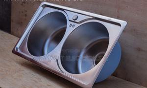 Round Stainless Steel Double Bowl Kitchen Sink