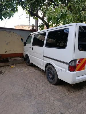 Delivery Van for Cargos in Nairobi