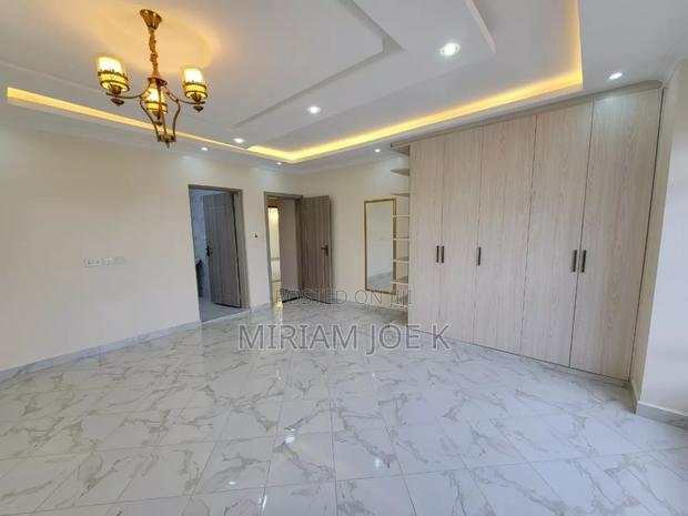 3bdrm Bungalow in Mugutha, Kimbo for sale - thumbnail 3