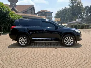 Toyota Vanguard 2013 Black