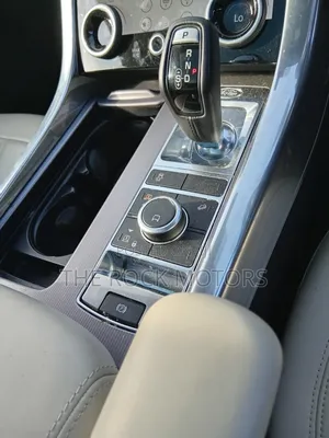 Land Rover Range Rover 2019 White
