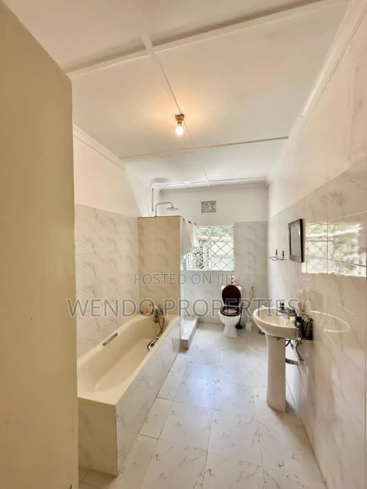 2bdrm Bungalow in Hardy for rent