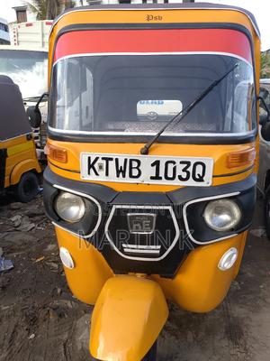 Bajaj RE 2021 Gold - main view