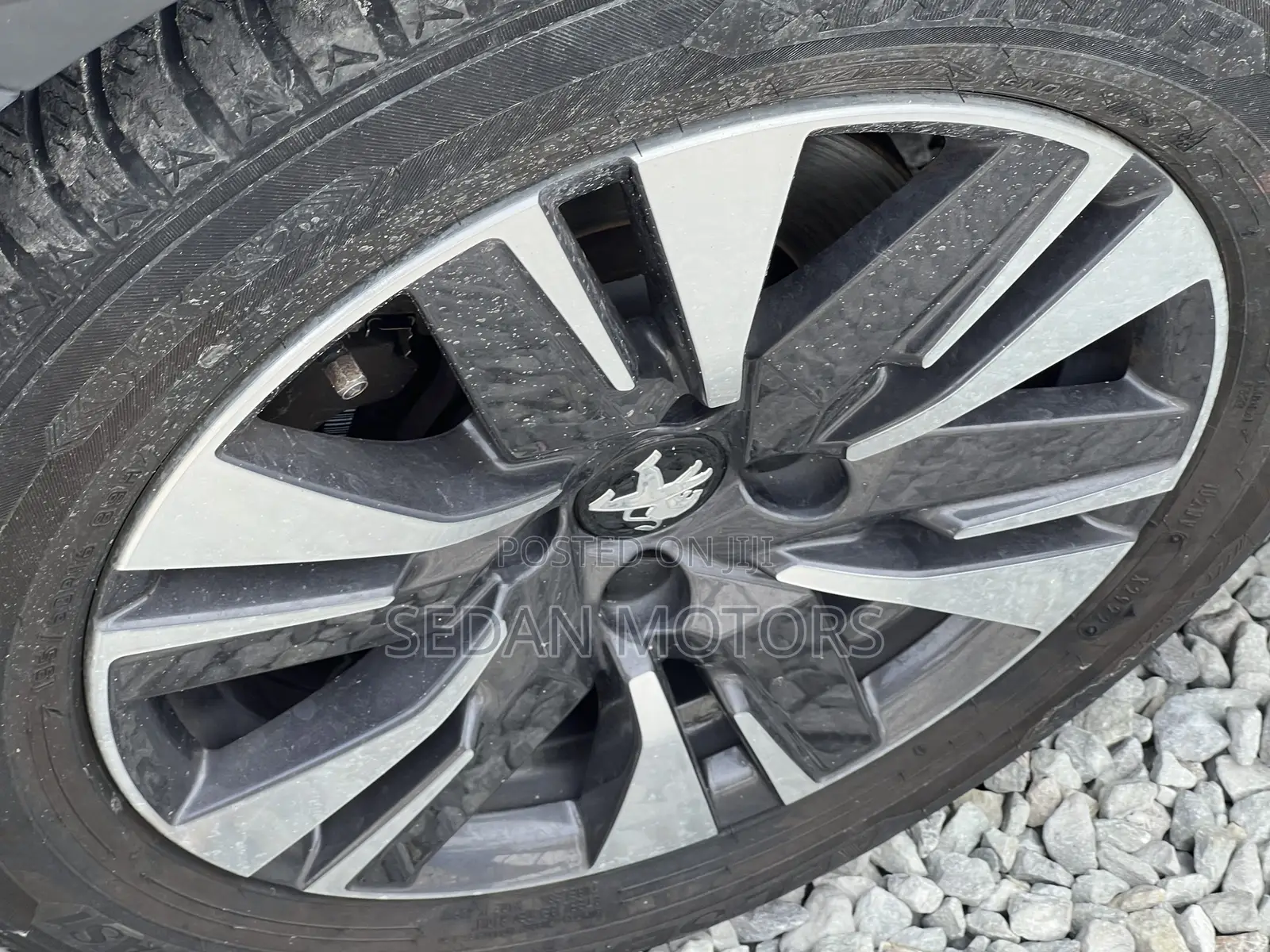 Peugeot 2008 2019 White