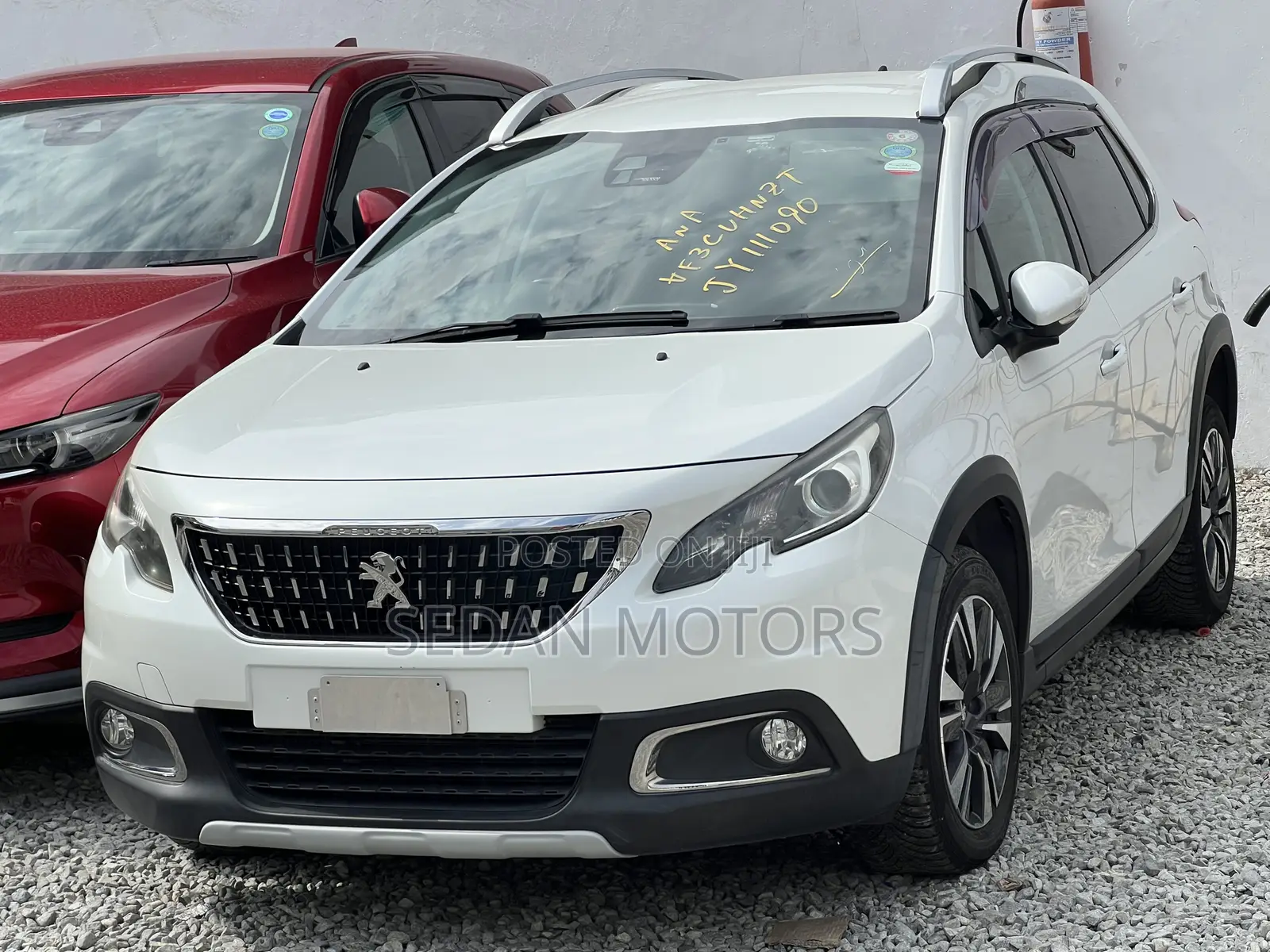 Peugeot 2008 2019 White