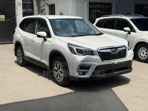 Subaru Forester 2018 White