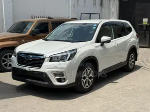 Subaru Forester 2018 White