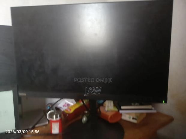 Broken Screen Lenovo Thinkvision T24 -I10 - thumbnail 8