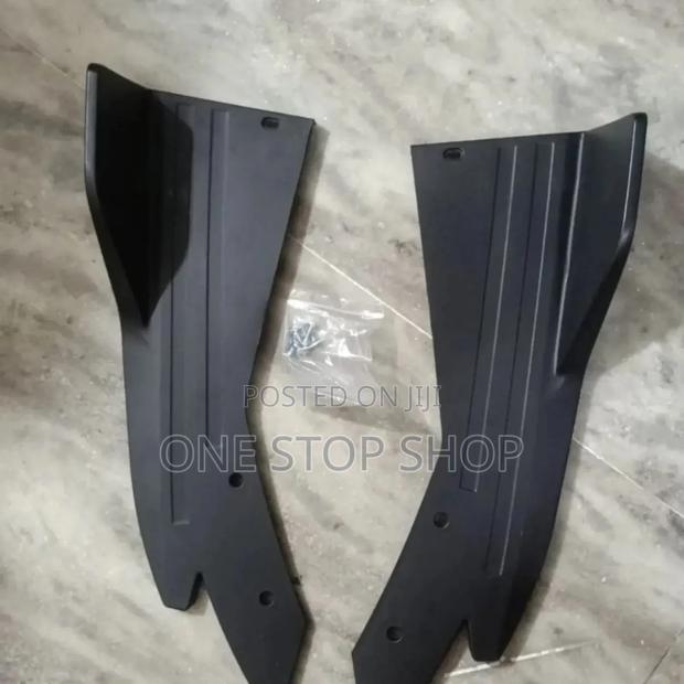 2pcs Universal Car Side Corner Cover Rear Bumper Lip Angle