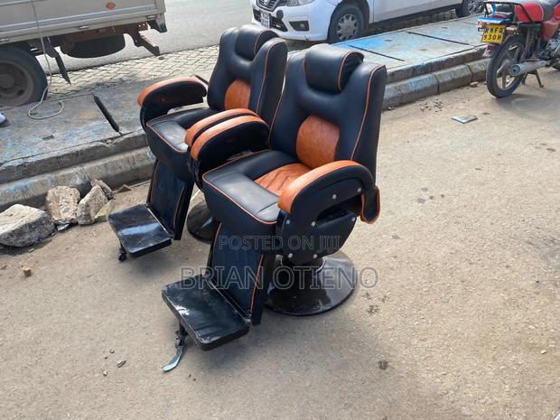 Well Rotating Barber Chairs. - main view
