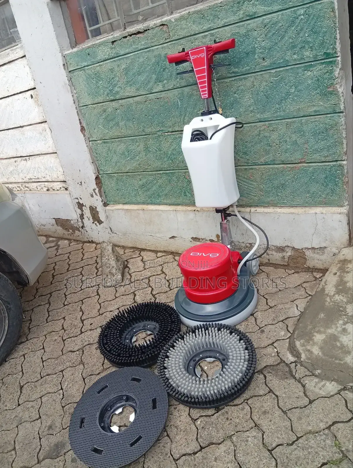 Commercial Floor Scruber