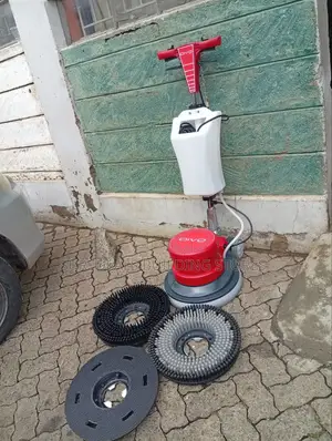 Commercial Floor Scruber