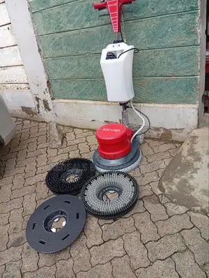 Commercial Floor Scruber