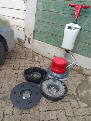 Divo Commercial Floor Scruber