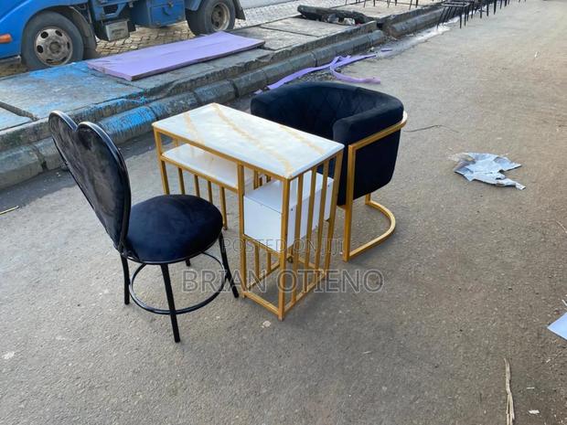 Saloon Equipment With Nails Tables - main view