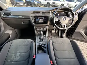 Volkswagen Tiguan 2019 Black